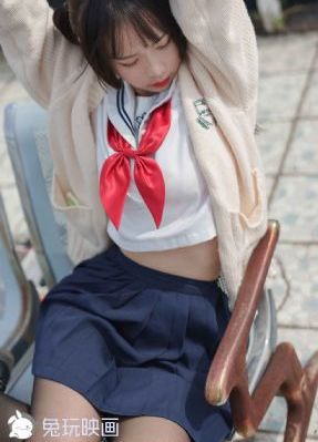 屈服在同学胯下的麻麻_DVD超清免费观看